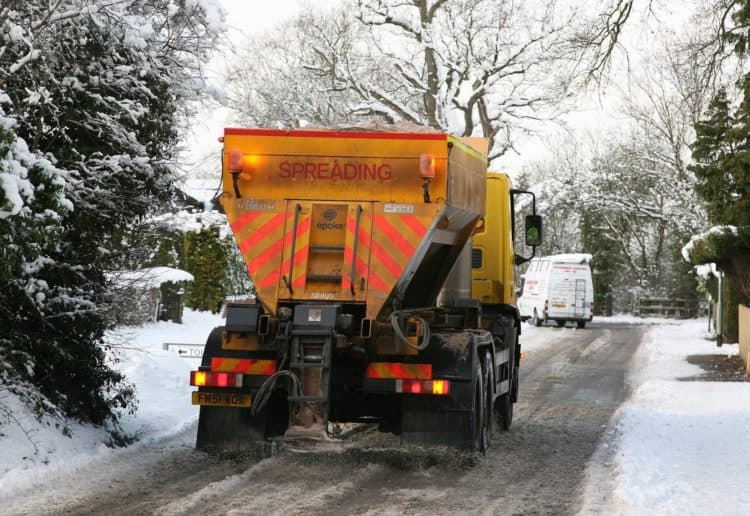gritting lorry