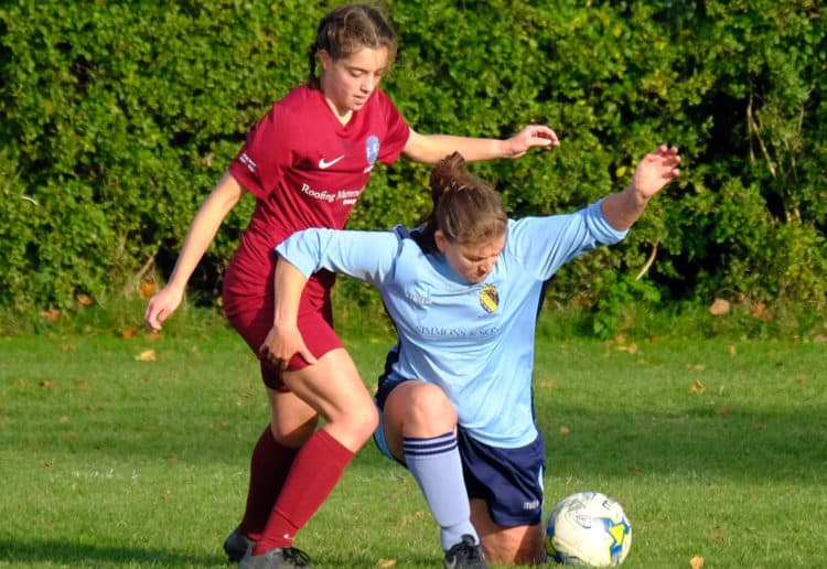 Wargrave Women v S4K Berks County Pictures: Andrew Batt FootballinBerkshire