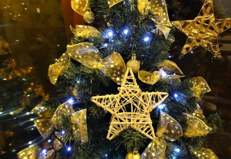 Reading Refugee Support Group is to hold a carol singing event in December Picture: photostory from Pixabay