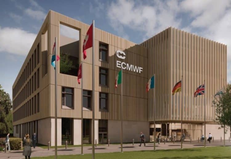 The headquarters of ECMWF is set to move to from its Shinfield base to the University of Reading.