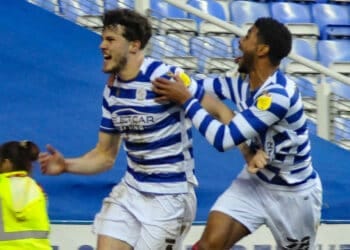 Holmes is living the dream.