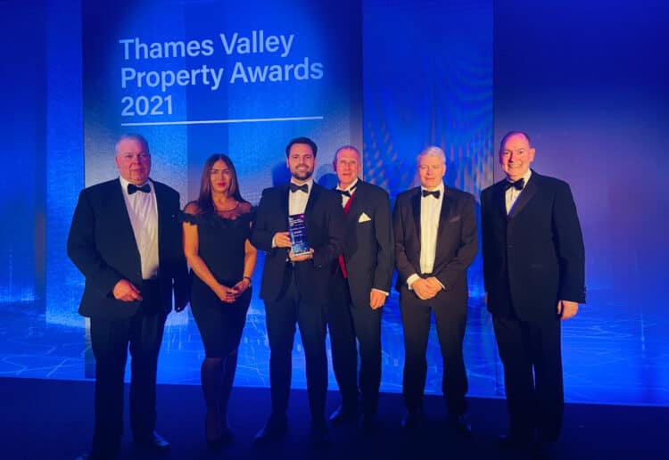 Colin Harris, Christie Alaimo, Toby Parkinson, Ray Robinson, Andy Knight and Tim Nutt at the Thames Valley Property Awards