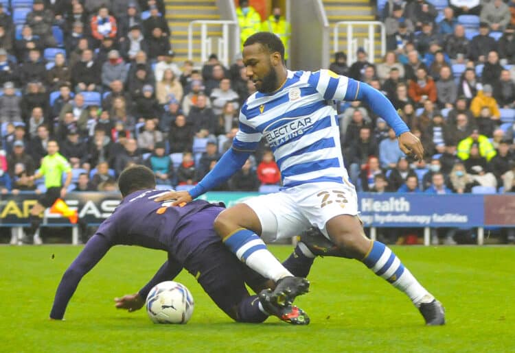 Reading v Derby County Pictures:Steve Smyth