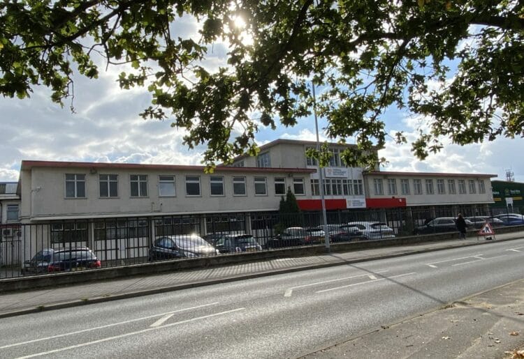 The art deco building on Headley Road East that Woodley residents want to save from potential demolition Picture: Phil Creighton