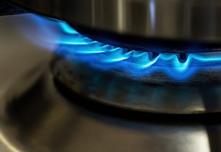 Don't be distracted while cooking warns Royal Berkshire Fire and Rescue Service Picture: Steve Buissinne from Pixabay