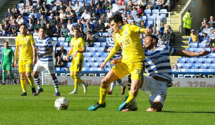 Reading v Blackburn Rovers Pictures: Steve Smyth