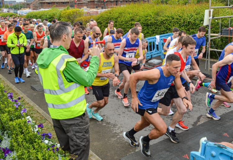 The Shinfield 10k on Bank Holiday Monday.

The Start.