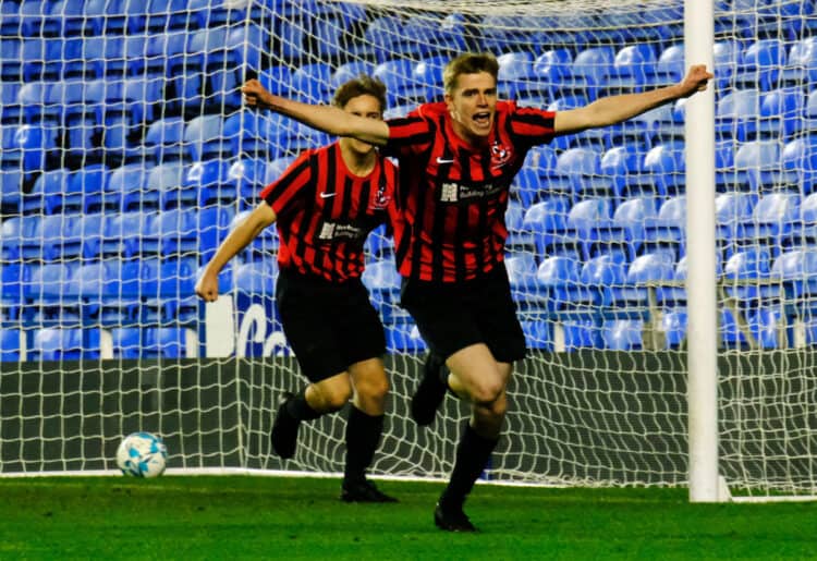 Finchampstead v Richings Park Pictures: Andrew Batt
