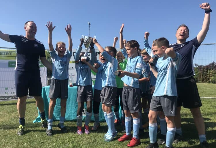 Woodley United FC u10's Kestrels BYDL win