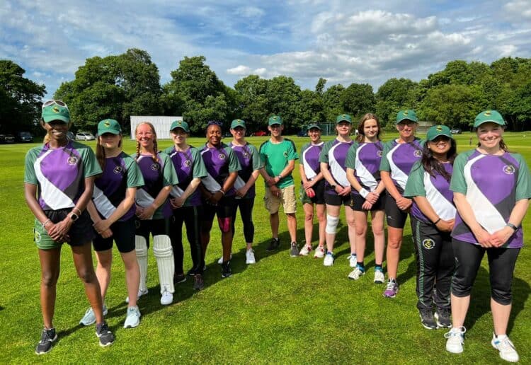 Crowthorne & Crown Wood CC