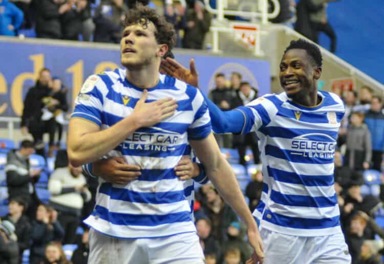 Reading v Hull City - Tom Holmes