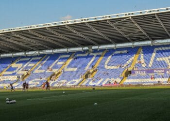 Select Car Leasing Stadium - Reading FC