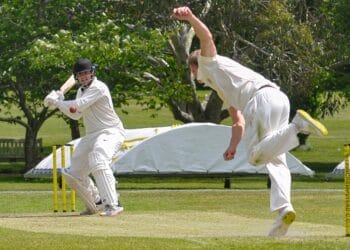 Finchampstead (batting) v Datchet Stuart Parsons batting.