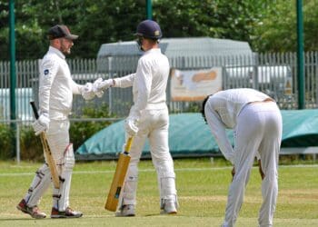 Emmbrook & Bearwood (batting) v Littlewick Green. Jake White & Jack Narraway.