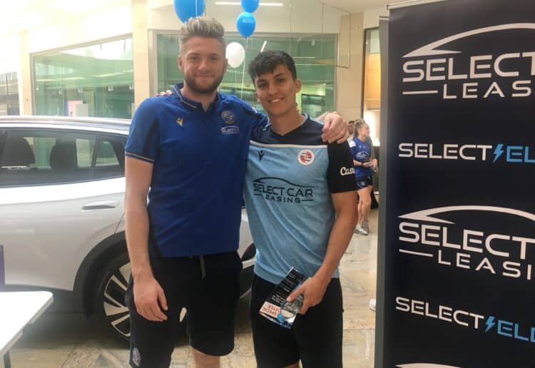 Royals stars Jokkul Andresson (left) and Tom McIntyre (right) showed their support for Select Car Leasing's sustainability stall. Picture: Ji-Min Lee