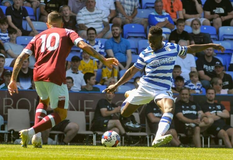 Reading v West Ham United Pictures: Steve Smyth