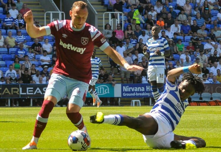 DRAW: Reading pegged West Ham back in a promsing afternoon at the Select Car Leasing Stadium for Paul Ince's men. Picture: Steve Smyth
