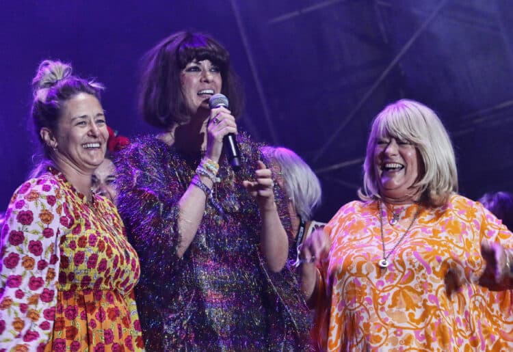 Jody Flack, Dawn O'Porter, and Christine Flack closed proceedings with a final, moving tribute. Picture: Dijana Capan/DVision
