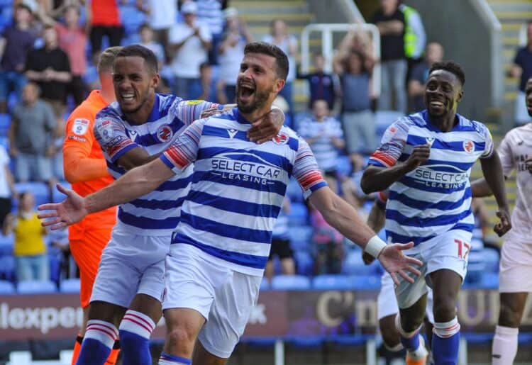 Reading v Cardiff City Pictures: Steve Smyth