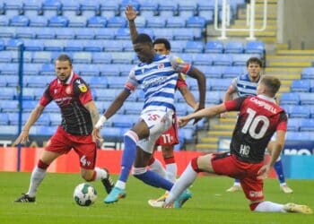 Reading v Stevenage Pictures: Steve Smyth