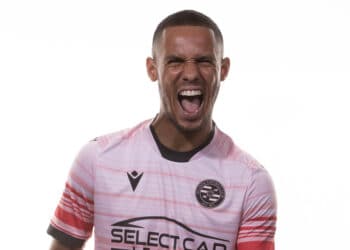 Reading FC Shirt/Kit Launch #showyourstripes.info - @oceanterra - University of Reading (Ed Hawkins) Tom Ince Pictures: JASONPIX