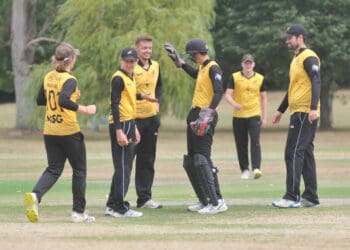 Finchampstead v Oxford (batting)