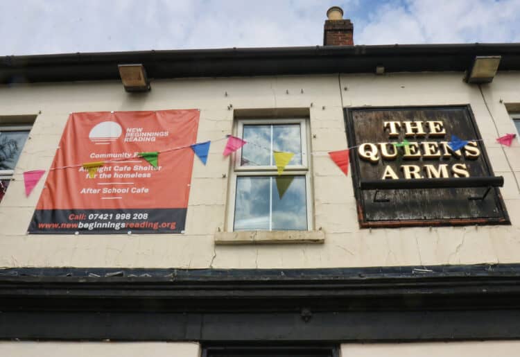 Reading Today 23rd April 2022; New Beginnings Spring Fair at The Queens Arms