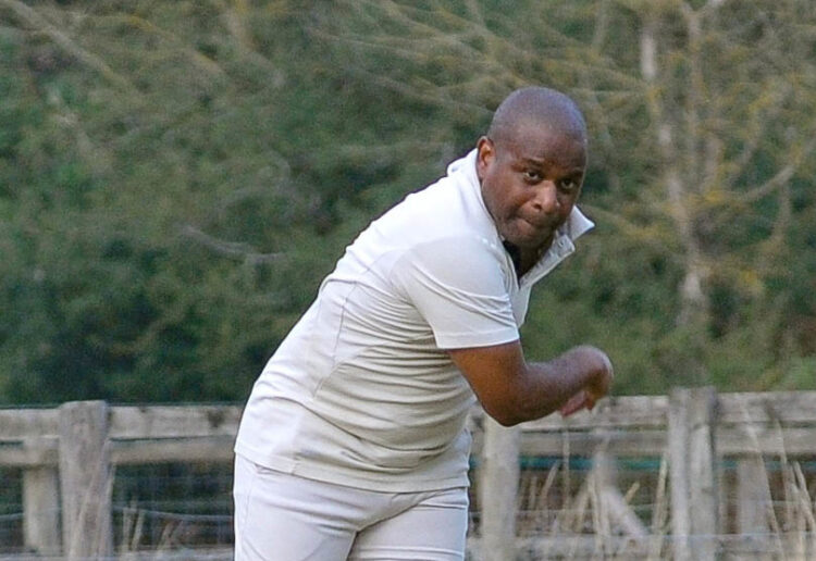 Farley Hill 2s v Crowthorne & Crown Wood 2s (batting).