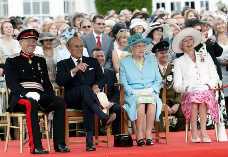 Queen Elizabeth II enjoys Diamond Jubilee celebrations on the River Thames at Henley in a visit to the University of Reading's Greenlands campus. Picture: David Hartley