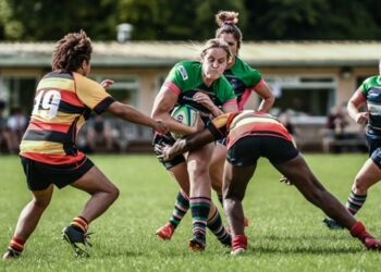 Inside centre Alice Denton-Rice looks to break through contact