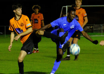 Wokingham & Emmbrook v Eversley & California - Allied Counties Pictures: Andrew Batt