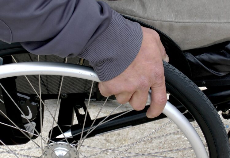 Seven Berkshire councils team up to procure mobility aids for residents Picture:  Sabine GENET from Pixabay