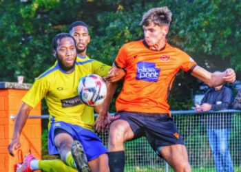 Wokingham & Emmbrook v Ascot United Pictures: Andrew Batt