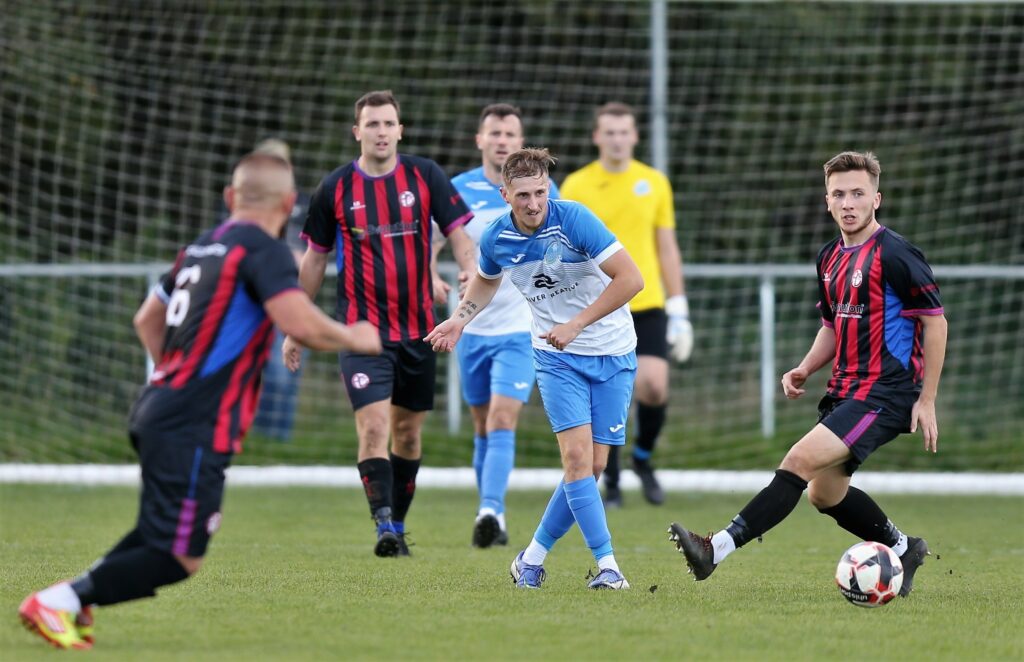 Eversley & California v AFC Aldermaston Pictures: Richard Milam