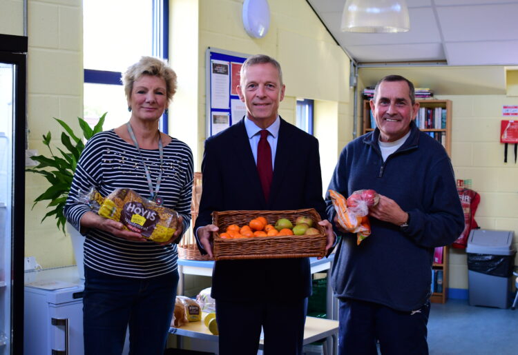 Weller Centre Manager Alex Mowczan, Matt Rodda, and former Mayor of Reading, and Richard Stainthorp ? the Reading East MP is calling for donations for the Caversham centre's community pantry Picture: Office of Matt Rodda