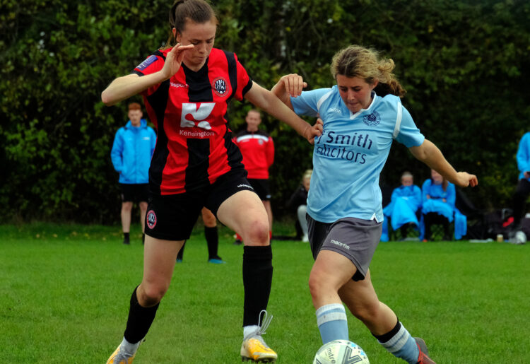 Woodley United Ladies v Maidenhead United Ladies Pictures: Andrew Batt