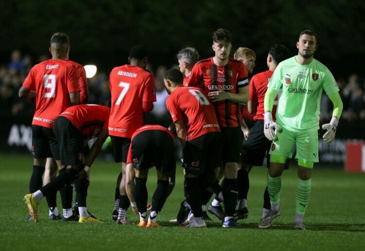 Bracknell Town v Ipswich Town Pictures: Neil Graham