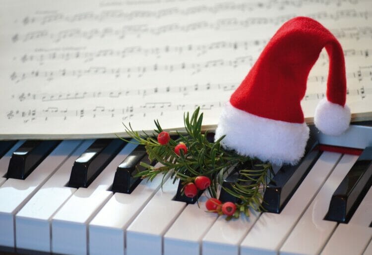A carol singing evening will take place in The Greyfriar pub Picture: Pixabay