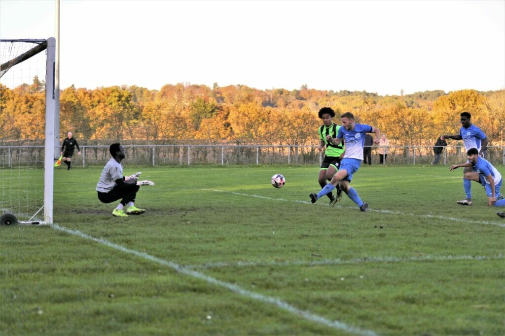 Eversley & California v Spartans Pictures: Richard Milam