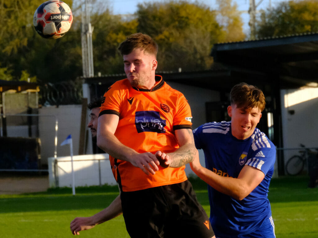 Reading City v Wokingham & Emmbrook Pictures: Andrew Batt