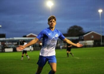 Eversley & California v Molesey Pictures: Richard Milam