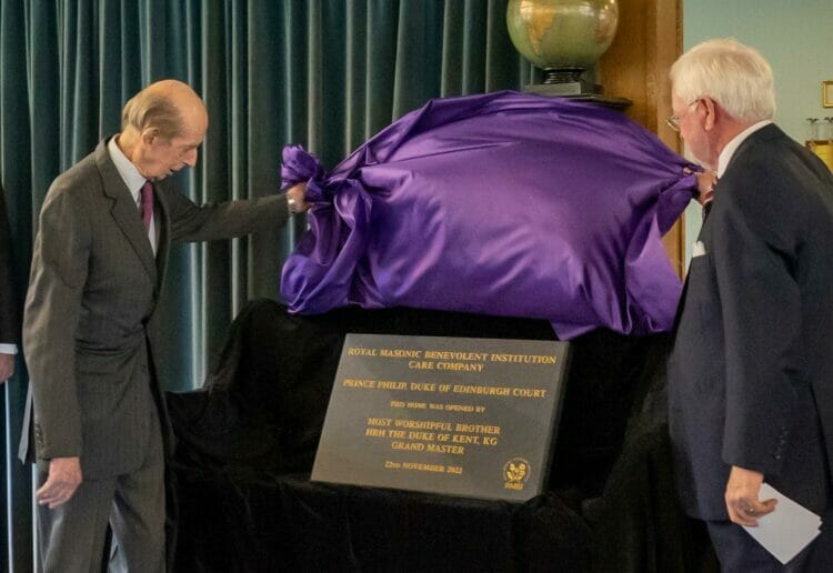 The Duke of Kent and John Boyington unveil the engraved stone together