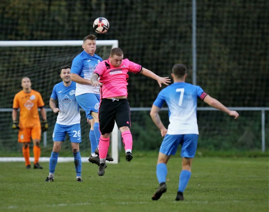 Eversley & California v Brook House Pictures: Richard Milam