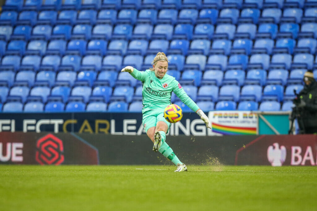 04/12/2022,Reading FCW vs Tottenham Hotspur Women - NG Sports Photography