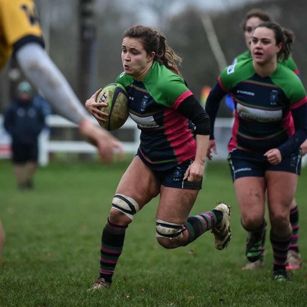 Prop Hannah Gale scores her maiden try for Abbey Pictures: @rugbygrandad