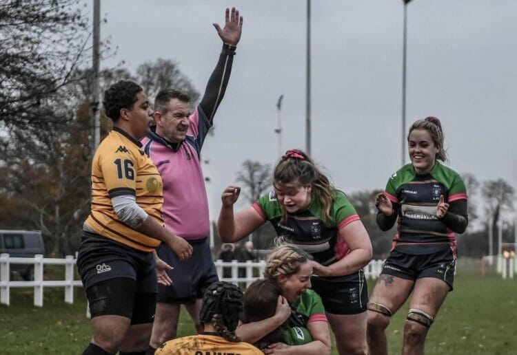 Prop Hannah Gale scores her maiden try for Abbey Pictures: @rugbygrandad
