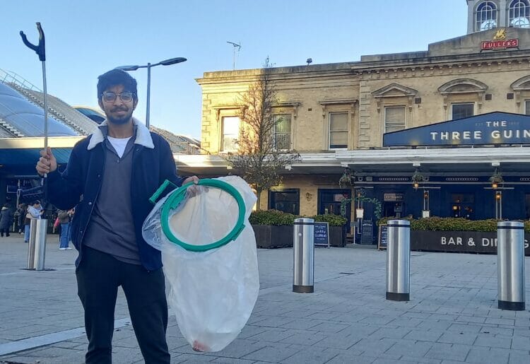 Environmentalist Vivek Gurav visited Reading as part of his "plogging" tour of 30 towns and cities, which sees him jogging and picking litter. Picture: Jake Clothier