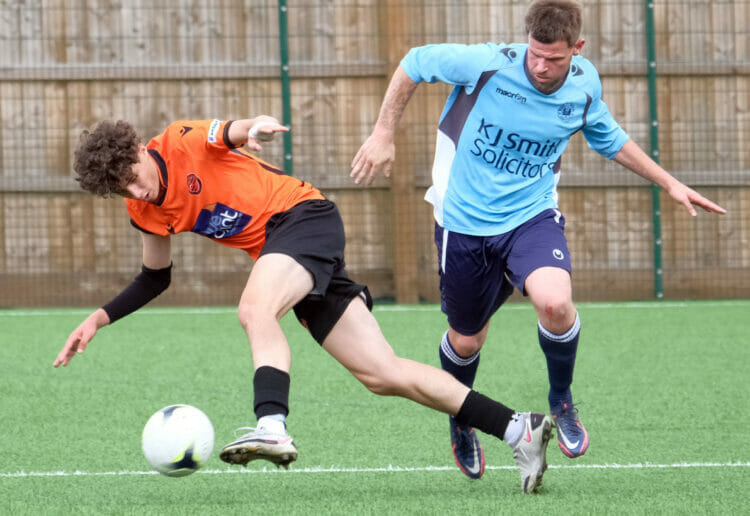 Woodley United Picture: Andrew Batt