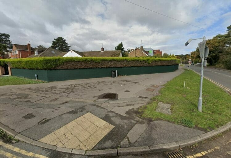 The site of a proposed 5G mast at Cockney Hill, Tilehurst. Credit: Google Maps
