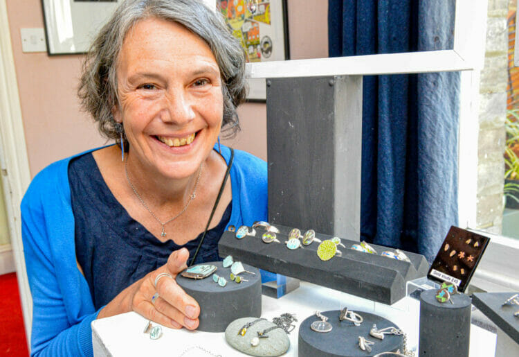 Caversham Art Trail.

Cathy Newell Price